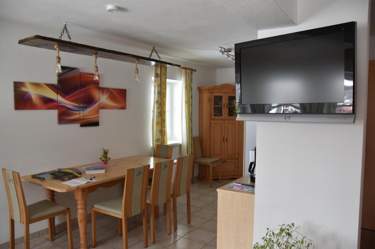 Appartement Sabrina Хаус им Енщал Екстериор снимка