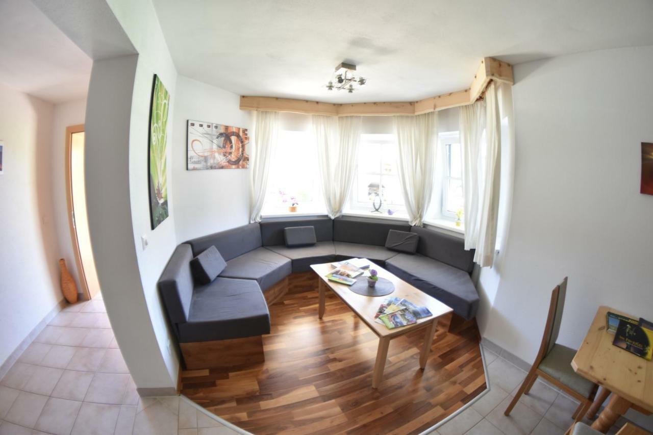 Appartement Sabrina Хаус им Енщал Екстериор снимка